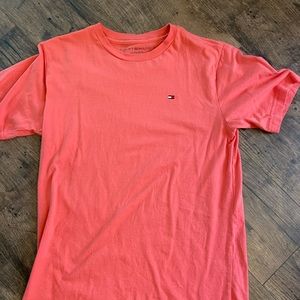 NWOT Tommy Hilfiger tee